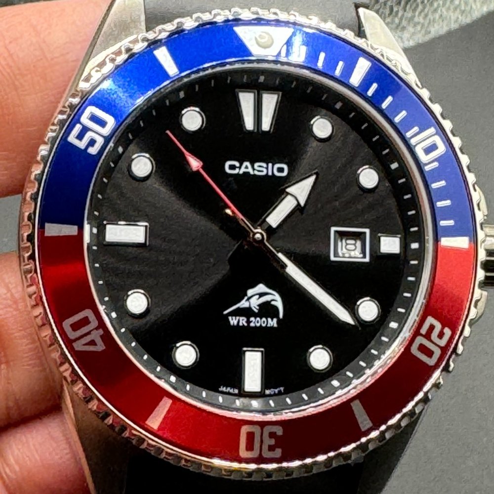 Casio Sports Watch 40mm Diameter For Work / Casua… - image 1